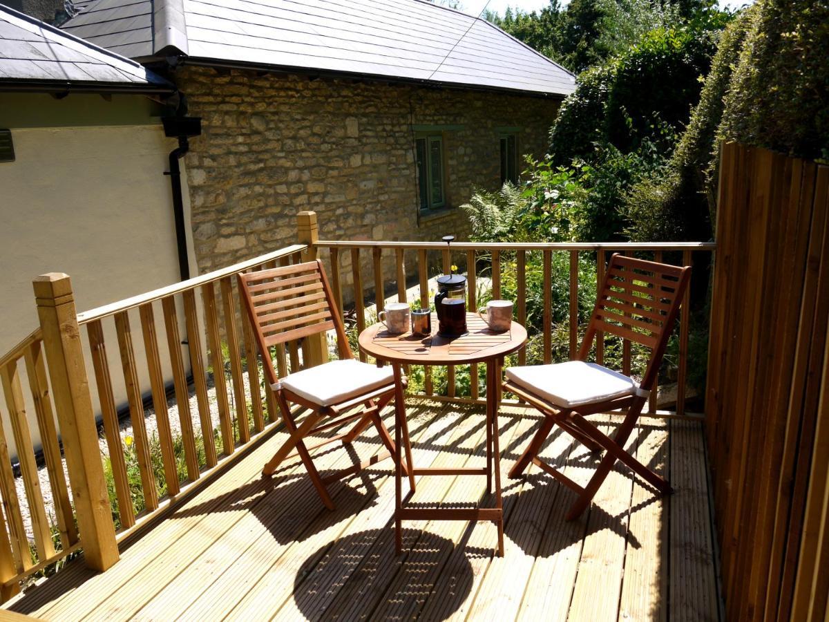 Cosy Stone Cottage, The Bungalow Perrotts Brook Cirencester Luaran gambar
